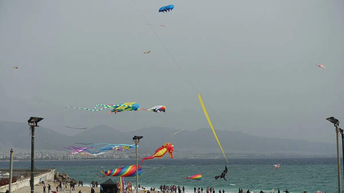 Kites on clean monday at the south coast of Piraeus (Greece)