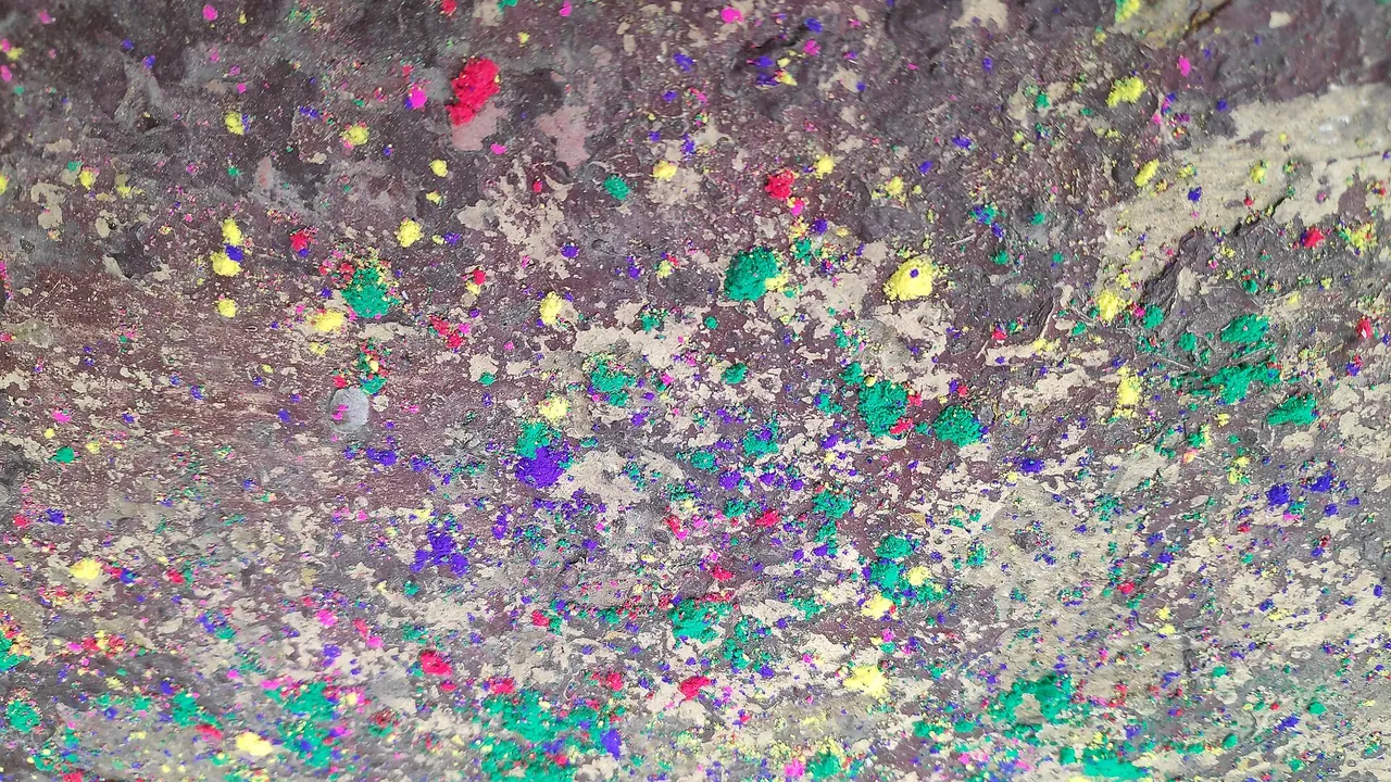 Holi colours