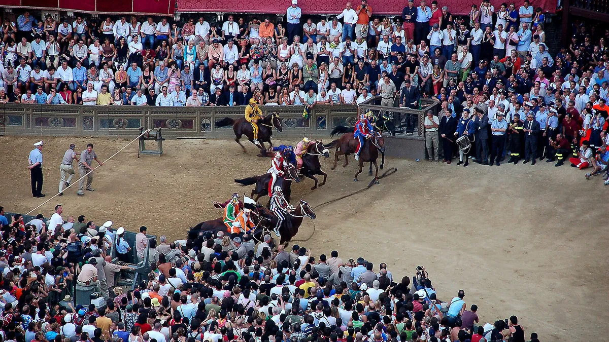 Il Palio di Siena luglio 2008 1